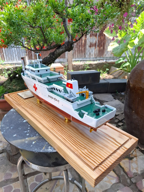 Tàu bệnh viện Khánh Hòa - Hình ảnh 4